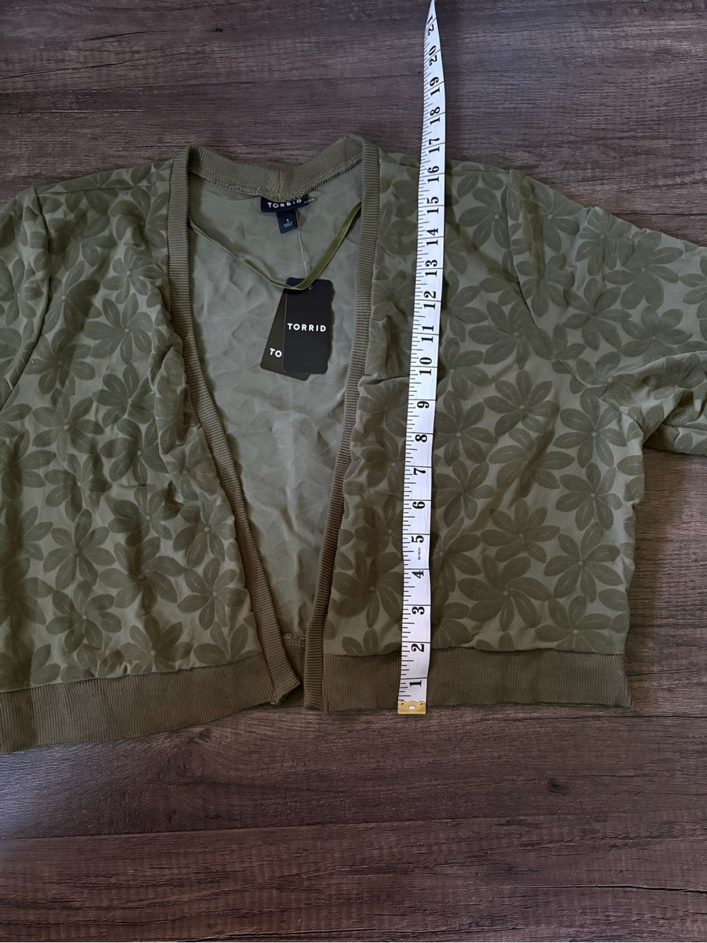 NWT Torrid Olive Green Daisy Mesh Cropped Camisole - Picture 3 of 7